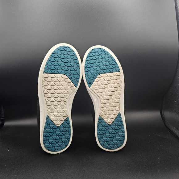 Vessi Weekend Sneakers - Picture 8 of 10